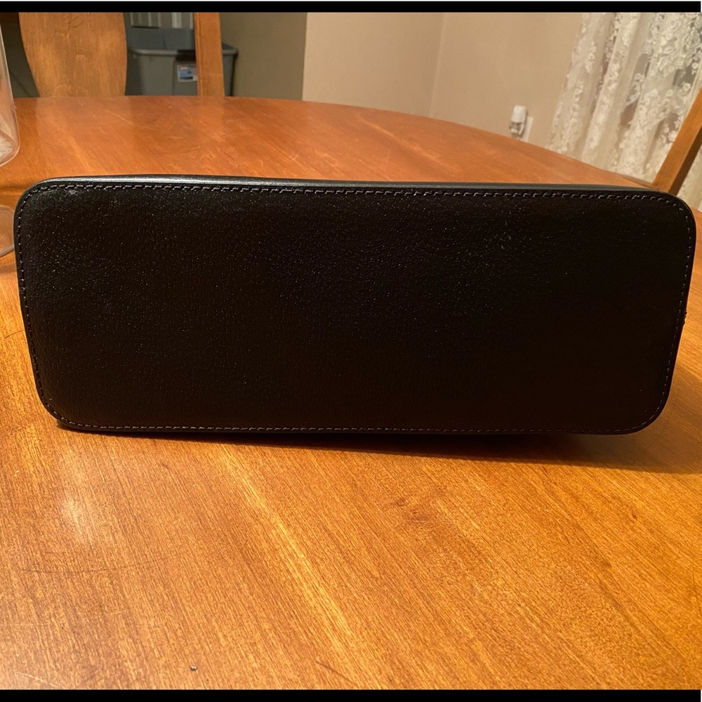 Kate Spade purse - Picture 3 of 6